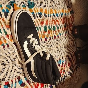 High top black and white vans